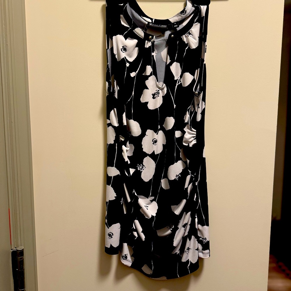 GUC| NY&C blue and white top